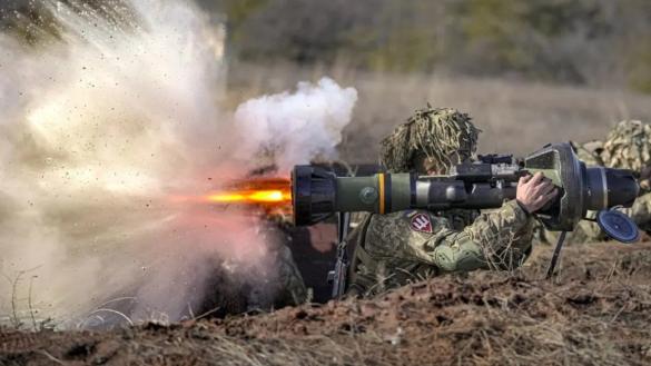 Постріл з NLAW "від першої особи", бійці "Азову" демонструють ефективне використання цієї зброї (відео)