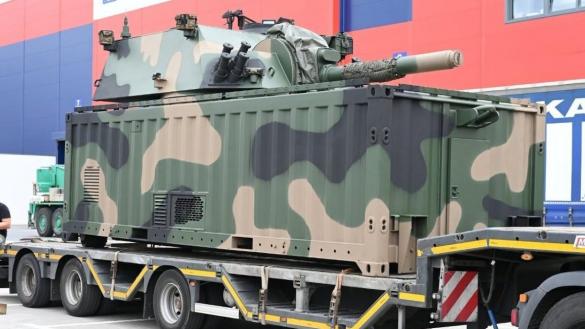 Контейнер під башту Rak на MSPO 2026 виявився просто демонстратором, але от по гусеничному шасі досі є питання
