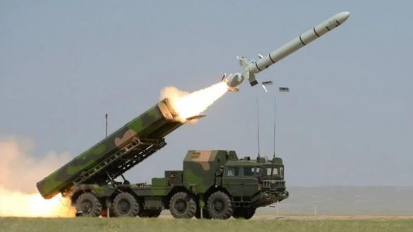 Китай має свій "клон" радянського РК-55 "Рельєф" з Х-55 під назвою CJ-10, в якого уже дальність 2000 км