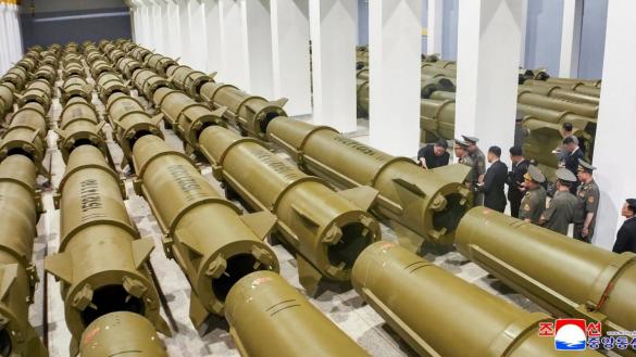 Як КНДР за 1,5 року побудувала цех для виробництва балістичних ракет KN-23 для РФ, а потім закопала його