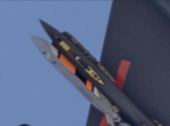 У відповідь на "Посейдон" та "Буревестник" рашистів у США показали таємничу ядерну стелс-ракету під крилом B-52H