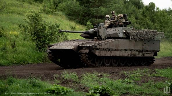 Завдяки російсько-українській війні замість скорочень виробник перевірених у ЗСУ БМП CV90 наростив виробництво на 400%