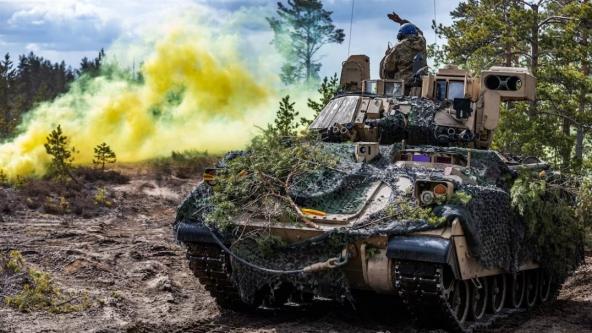 США уникнули "шатдауну", але що з допомогою Україні, особливо від Пентагону