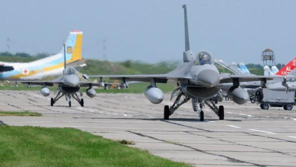Західні експерти оцінили, скільки треба на розгортання F-16 в Україні, і їх "оцінки" м’яко кажучи здивували