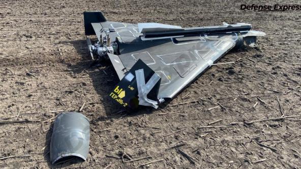 Рашисти активізували дивні експерименти з "Шахедами", тепер із макетами ракет "повітря-повітря" Р-60 замість справжніх