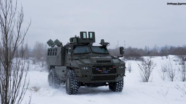 Найзахищеніший, найдорожчий та не такий "масивний" як здається - погляд зсередини на бронеавтомобіль MAC OWL