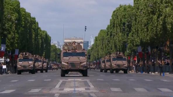 Французька армія, як суцільні експедиційні сили: що показав парад на День взяття Бастилії (у фото та відео)