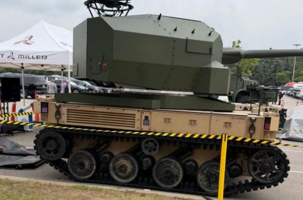 Робот з більшою вогневою міццю за БМП Bradley - НРК EAMV MCA у конфігурації з 50-мм гарматою