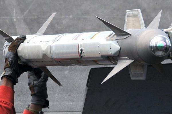 AIM-9X Block III поховали ще у 2010-х, а тепер хочуть новий варіант CV - компактніший і далекобійніший