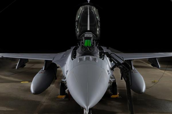 Невже пілоти з Перу будуть опановувати F-16 неподалік від України, і чи відомо, як швидко це буде