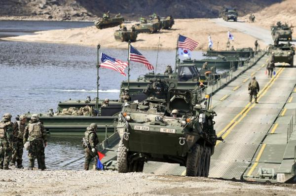 Чи може Україна отримати "майже безкоштовні" ББМ Stryker, якщо від них відмовиться Польща, і які є нюанси