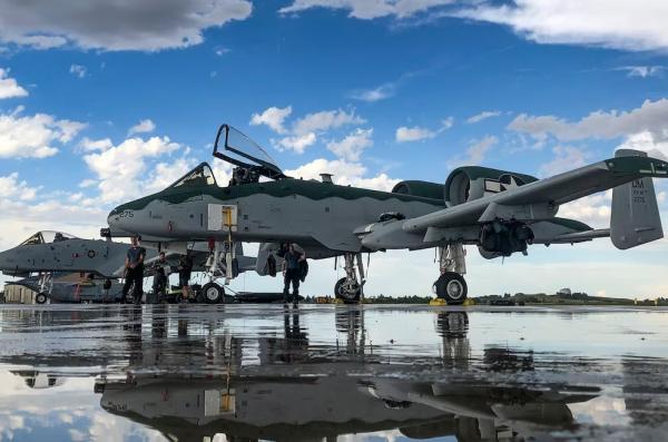Легендарні A-10 доживають свій вік - у США випустили останніх нових пілотів на ці штурмовики