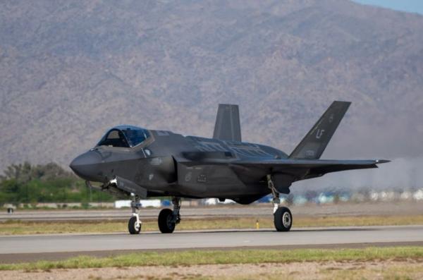 Австралія випадково відправила до Китаю запчастини від F-35, які там "таємничим чином" зникли, і це справді велика проблема