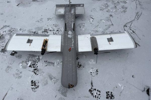 Замість "Орланів" та Zala РФ переходить на "одноразові" розвідувальні дрони на базі "Молния", що неможливо без Китаю