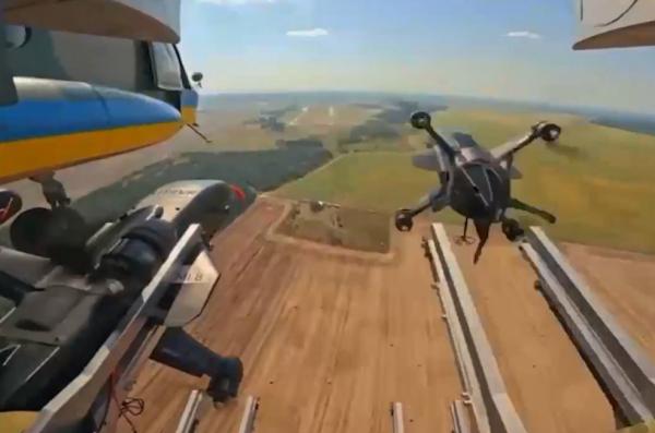 Щоб ще ефективніше та безпечніше збивати "Шахеди" з українських Мі-8, їх вперше озброїли дронами-перехоплювачами