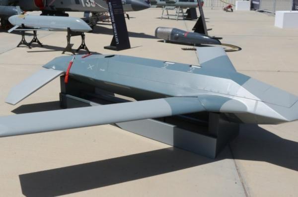 РФ у Єгипті розкрила характеристики С-71К "Ковер" та С-71М "Монохром" під Су-57, якими може бити по Україні, і там багато що дивує