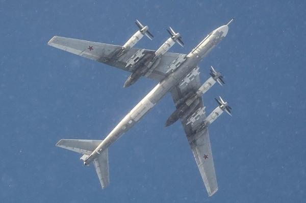 У кого РФ вкрала бомбардувальники Ту-95МС, на що натякає збиття Су-30 з надводного дрона та інші новини тижня