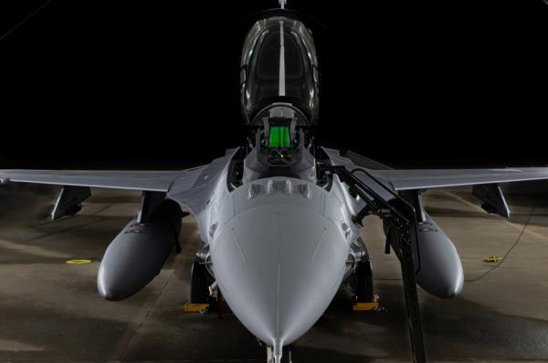 У Перу побідкались, що у строю лише два винищувачі та почали фінансування закупівлі астрономічно дорогих F-16