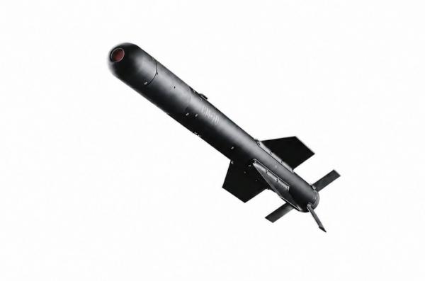 Є натяк, що в Україну може потрапити маленька 72-см ракета CM-70 з Канади, яка знадобиться проти реактивних "Шахедів"