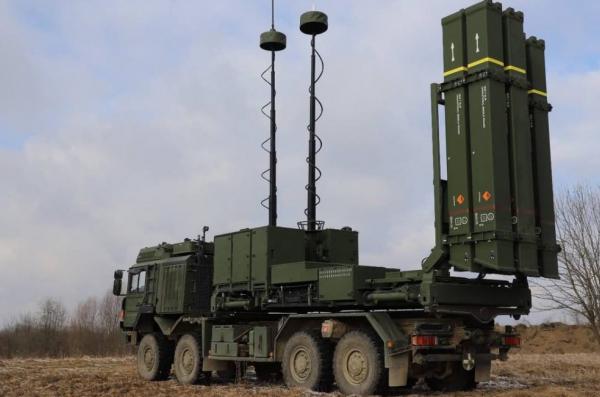 Проти російських дронів та ракет Україна замовить тисячі ракет Iris-T, а Німеччина доповнить їх PAC-2 до Patriot та AIM-9