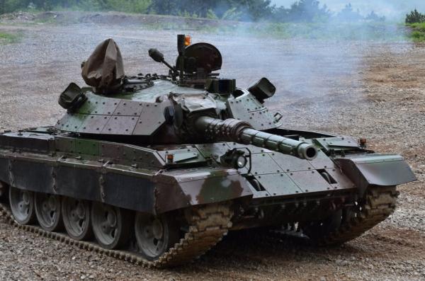 Німеччина та Словенія домовились про танки для ЗСУ, але це буде "покращений" Т-55