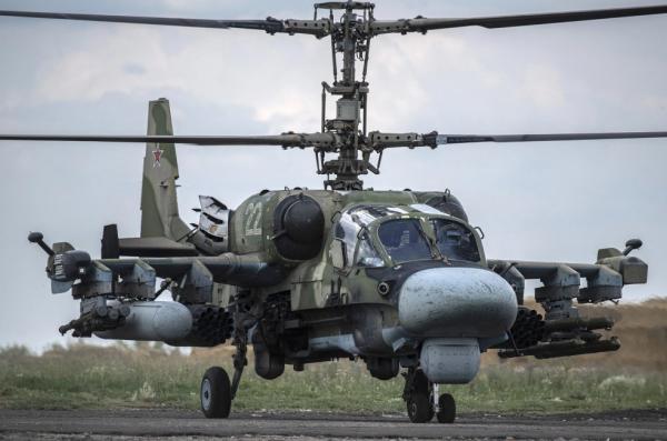 Чому російському вертольоту Ка-52 не вдалося збити український дрон FP-1 ракетою та які рашисти мають альтернативи