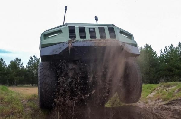 Крім таємничого лазера, найбільший український НРК Protector озброять ще зенітними дронами