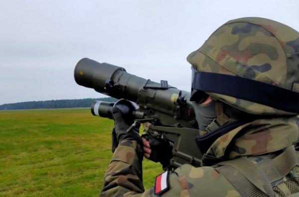 Навіть з локалізацією американських ПЗРК Stinger Нідерланди цікавляться польськими Piorun, які разом купують 4 країни НАТО