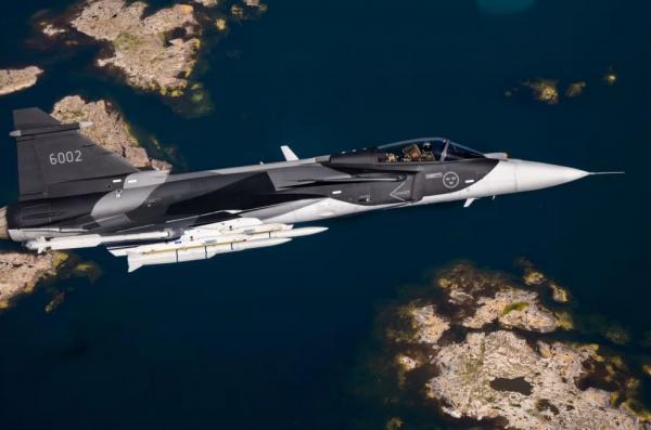 Наскільки близько Україна до закупівлі винищувачів Gripen, яка буде історичною для всіх