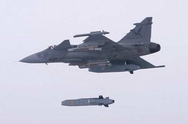 Поки ПС ЗСУ чекають перших Gripen, на ці винищувачі завершили інтеграцію крилатих ракет Taurus за досить рекордні строки