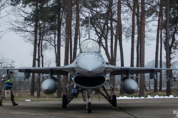 Бельгія оголосила більш оптимістичні терміни поставки перших F-16, всього хочуть передати десятки літаків