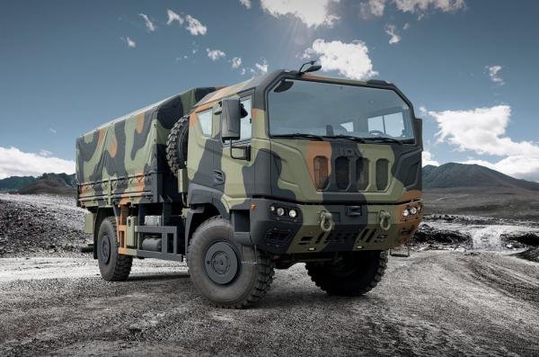 Аж 15 років на отримання понад 2000 військових вантажівок від Iveco піде у Італії, яка активно оновлює логістику армії