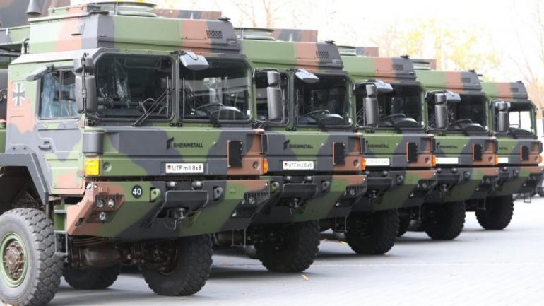Поки в ЗСУ хвалять вантажівки RMMV HX, ще 610 яких придбає собі Німеччина, що може обійтися аж у мільярд євро