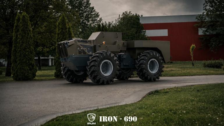 У Румунії з трактора зробили величезний НРК IRON-690, і це його головна проблема за досвідом війни в Україні