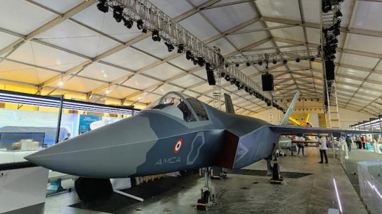 AMCA має стати конкурентом Су-57 та F-35, але Індія знову змінила умови вибору виробника