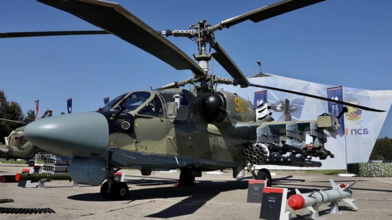 Чи почала РФ після 5 років очікування постачати Китаю ударні вертольоти Ка-52, фотографії чого поширюють в мережі