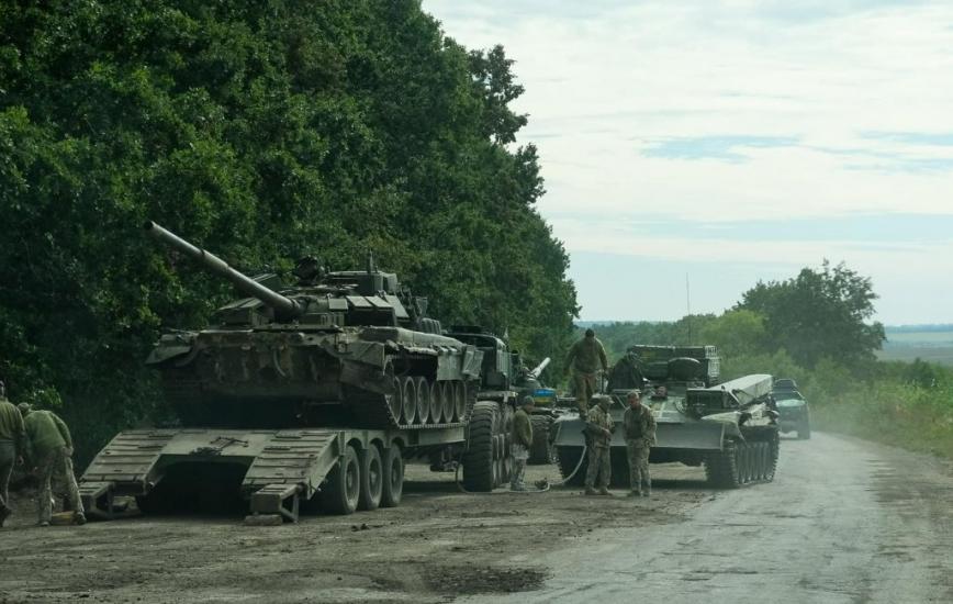 Як у рашистів "зламалась" ставка на "вогневий вал" та авіацію, і яку роль це зіграло в наступі ЗСУ на Харківщині