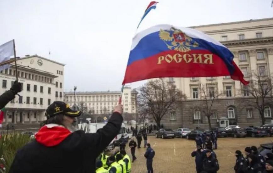 Невидима армія Кремля за кордоном: як російська діаспора слугує інструментом гібридної війни 