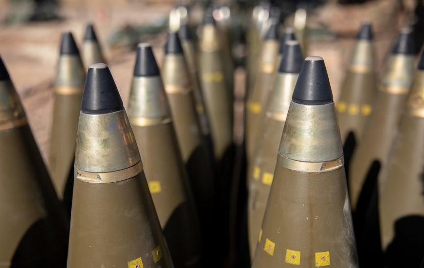 Чи вирішено питання боєприпасів для ЗСУ: на скільки мільйонів снарядів від ЄС та США можливо розраховувати