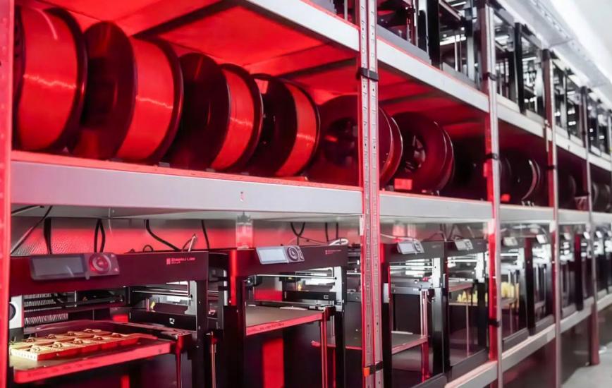 3D-друк у військовій практиці України: від кухонного "Лего" та FPV-дронів до розподіленого фронтового конвеєра