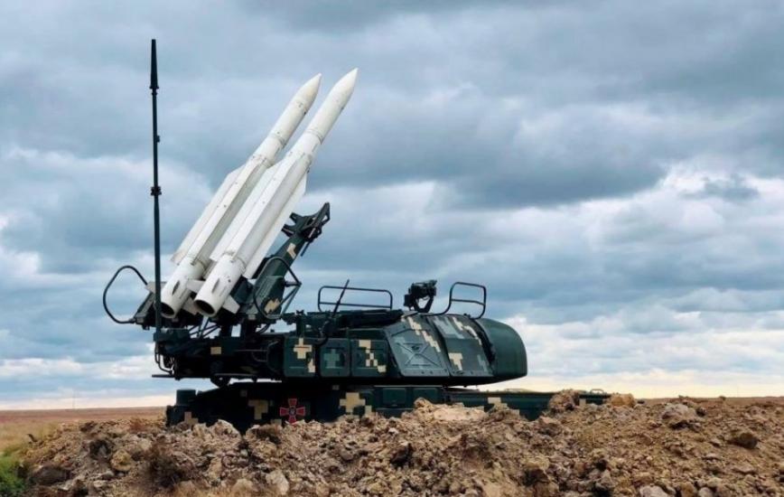 Про багатошарову оборону України від російської дронової загрози, літаки і ракету GAM-67 