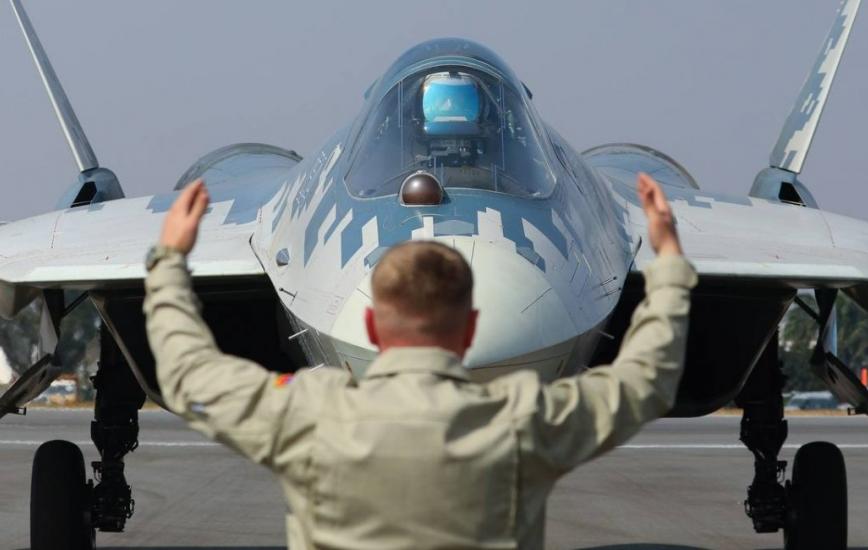 Чи може злякатися Алжир санкцій від США та перестати купувати зброю у РФ включно з Су-57