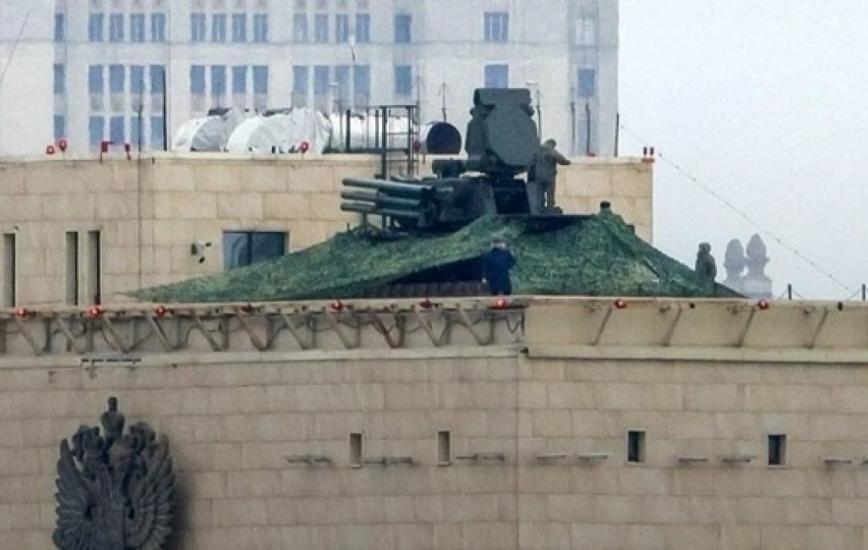 Скільки "Панцирів" рашисти вже поставили на дахах у Москві, щоб захистити Кремль від українських дронів