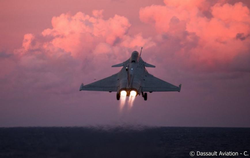 Невже Вірменія вирішила кинути РФ та Індію з їхнім Су-30 на користь французьких Rafale